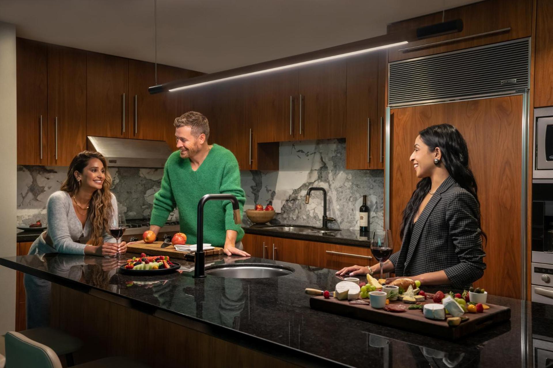 Four Seasons Resort Уислър Екстериор снимка