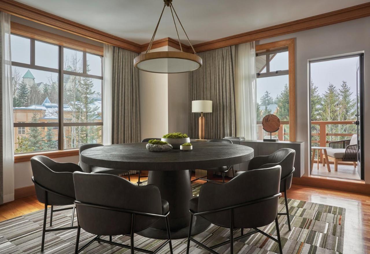 Four Seasons Resort Уислър Екстериор снимка