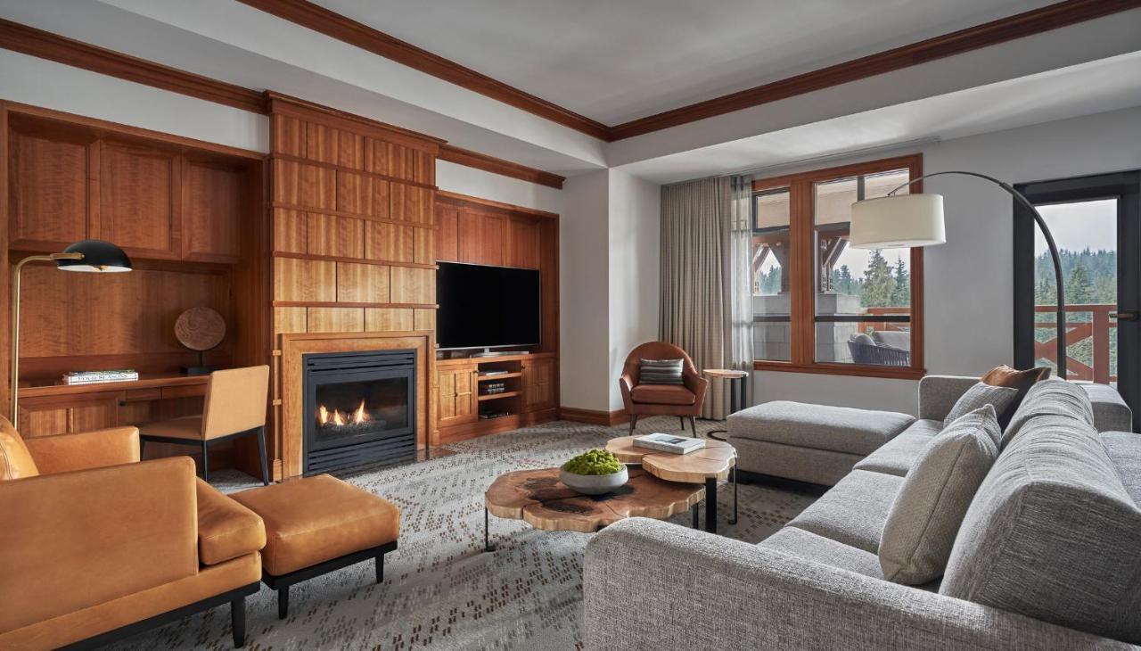 Four Seasons Resort Уислър Екстериор снимка