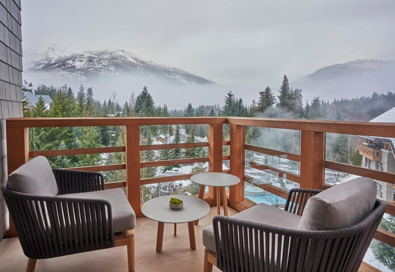 Four Seasons Resort Уислър Екстериор снимка